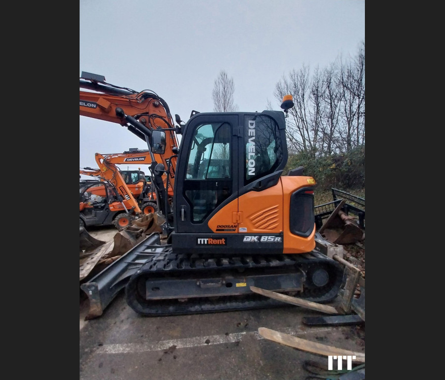 Doosan DX85R-7