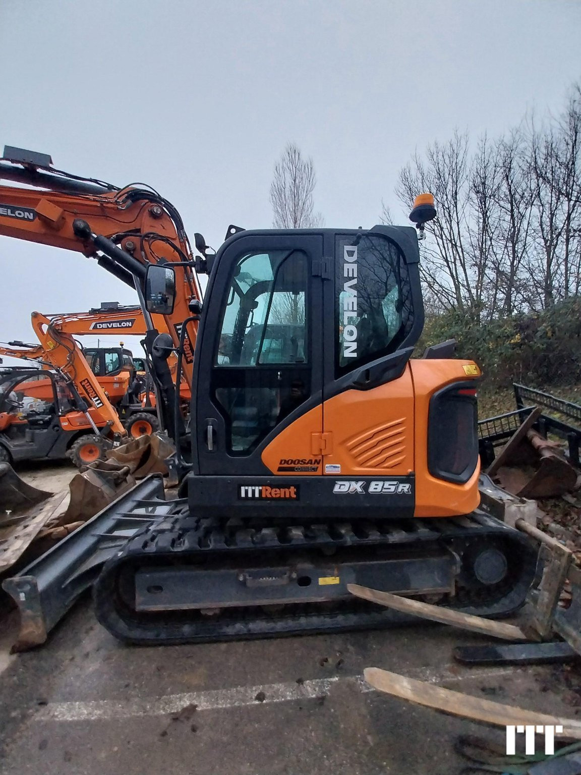Doosan DX85R-7