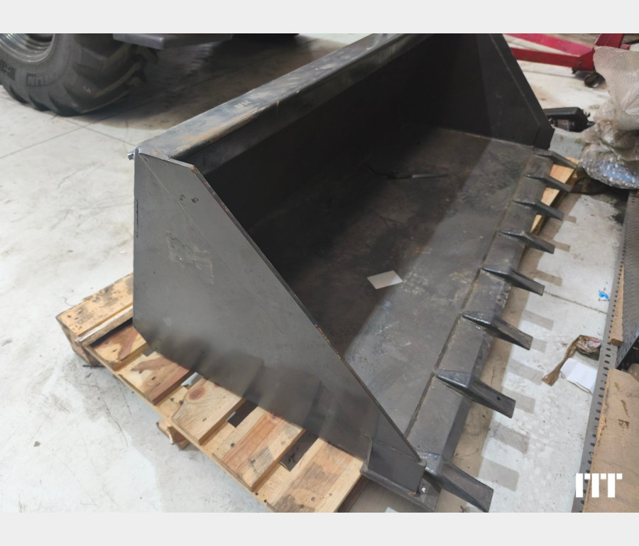 Case 1500 MM