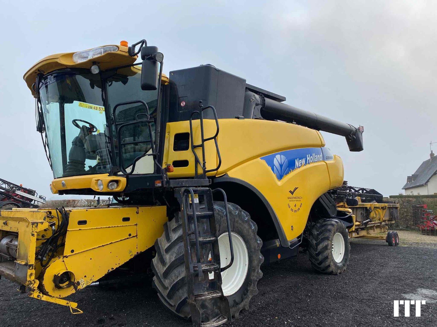 New Holland CR 9060