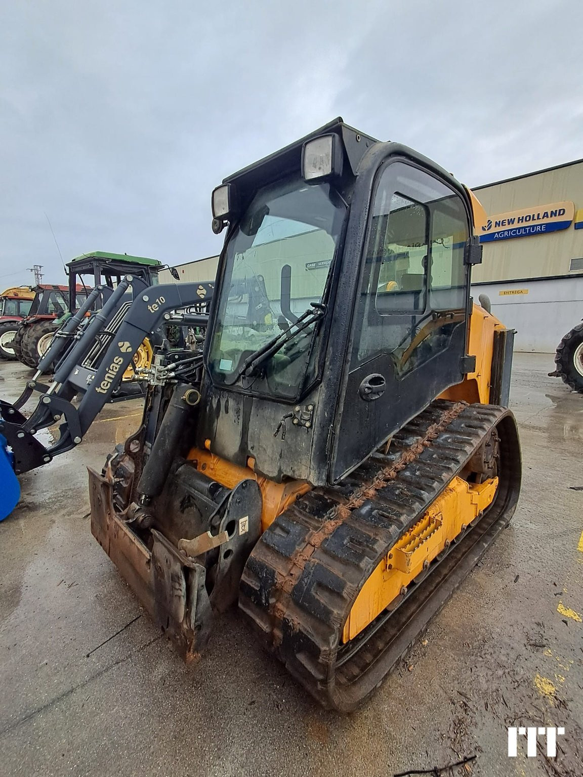 JCB 225T