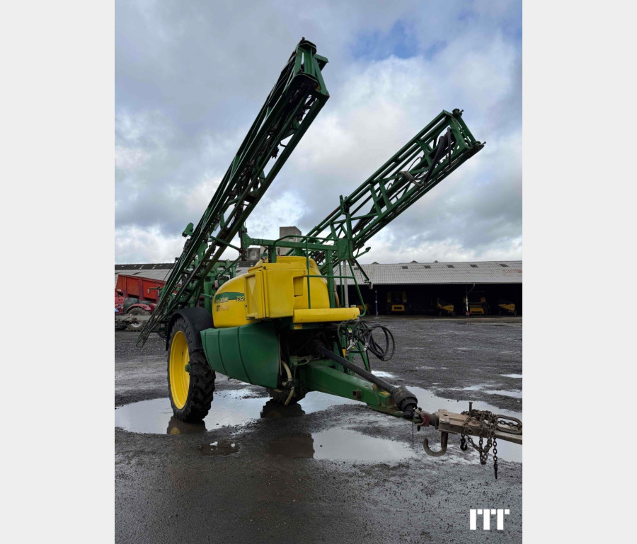 John Deere 732