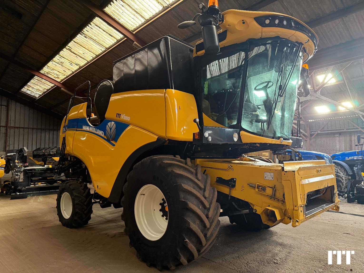 New Holland CX 6.90