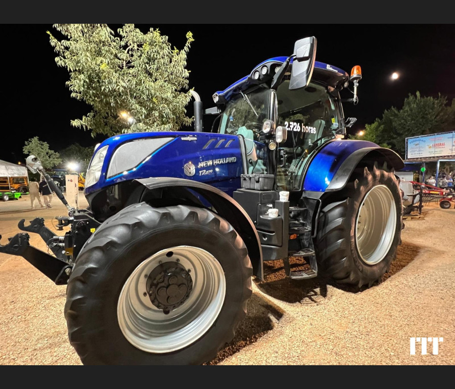 New Holland T7 270 AC BLUE POWER