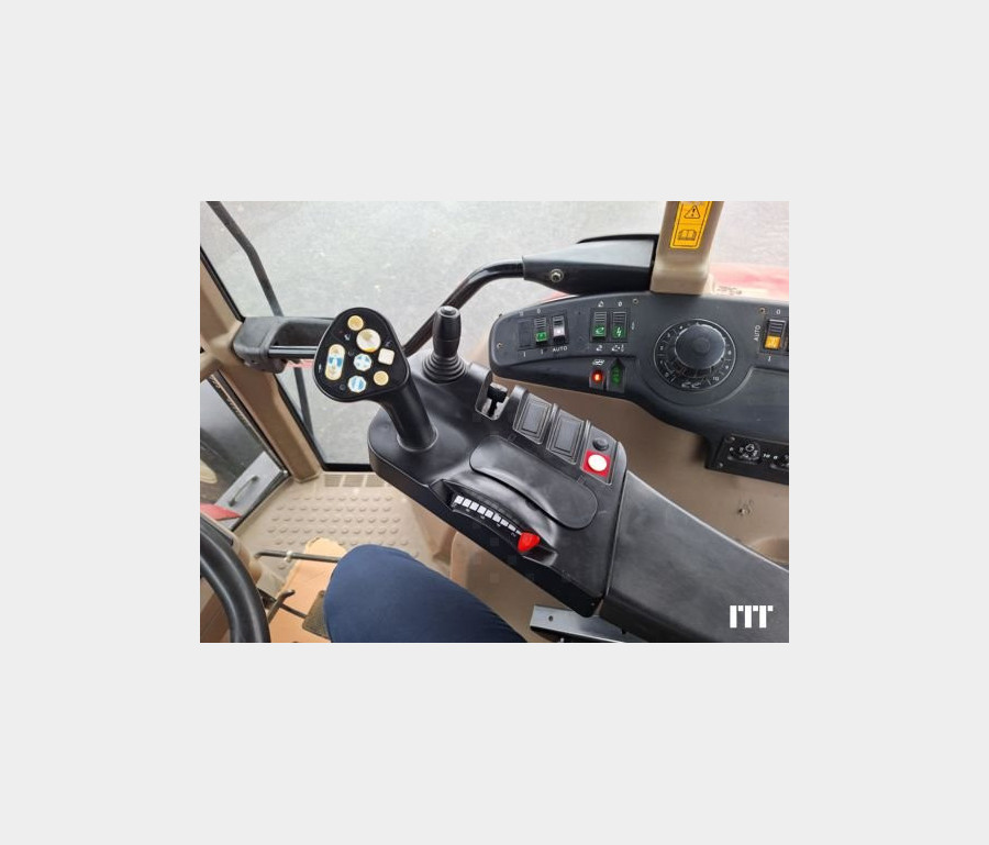 Case IH CVX 1135