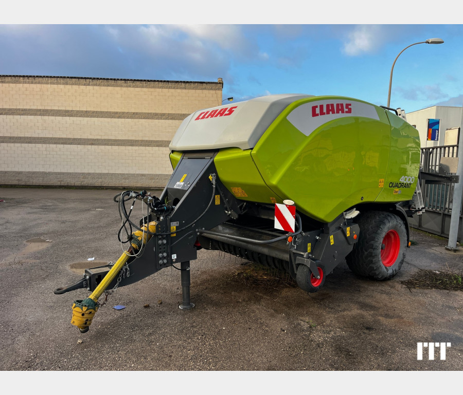 Claas Quadrant 4000