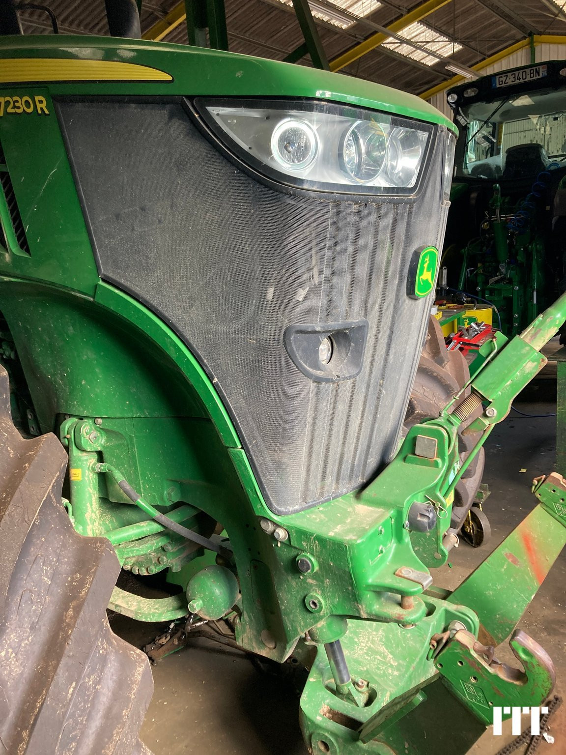 John Deere 7230 R