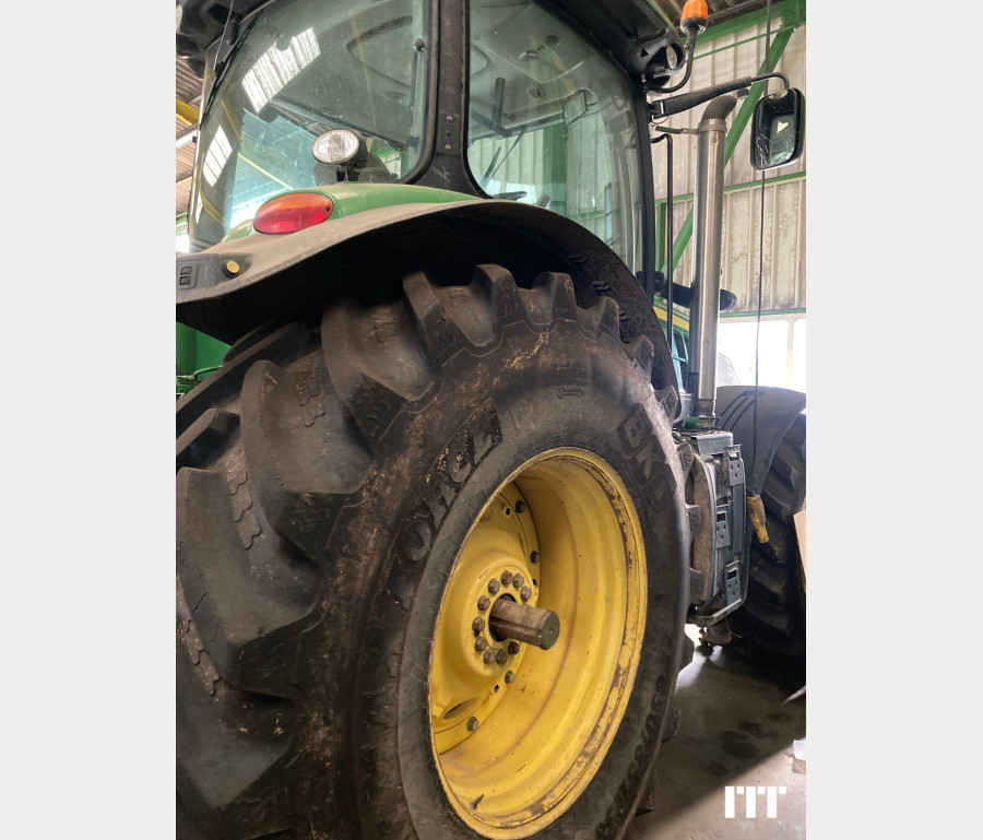 John Deere 7230 R