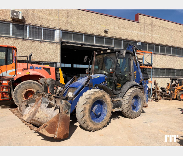 JCB 4CX