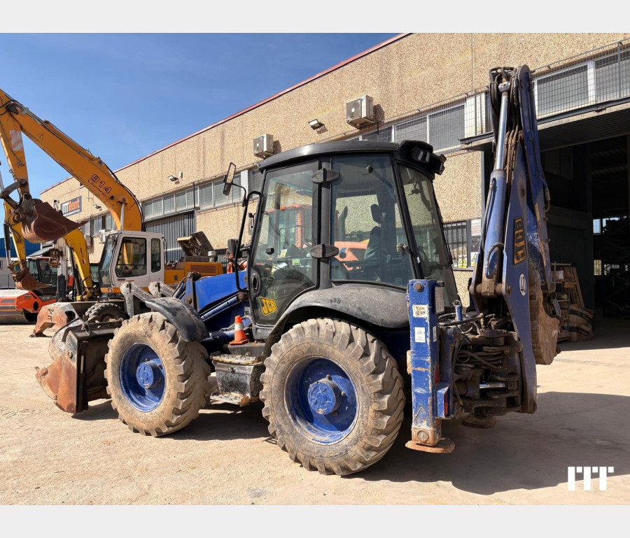 JCB 4CX