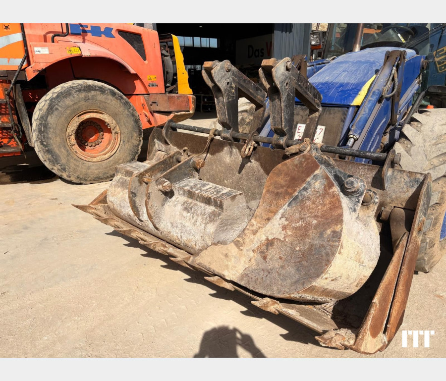 JCB 4CX