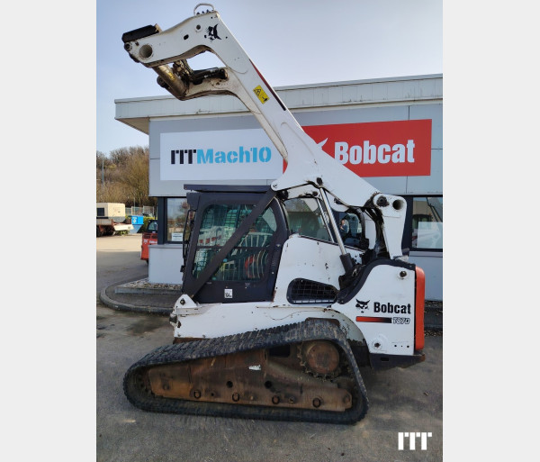 Bobcat T870