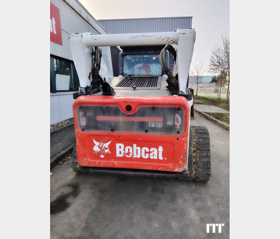 Bobcat T870