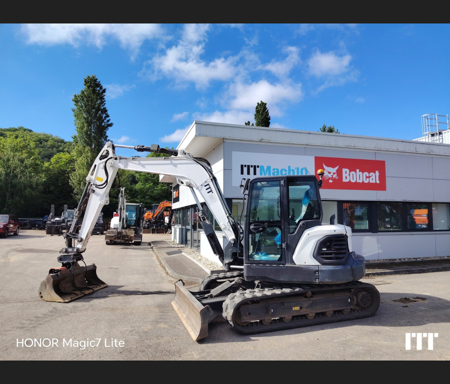 Bobcat E88