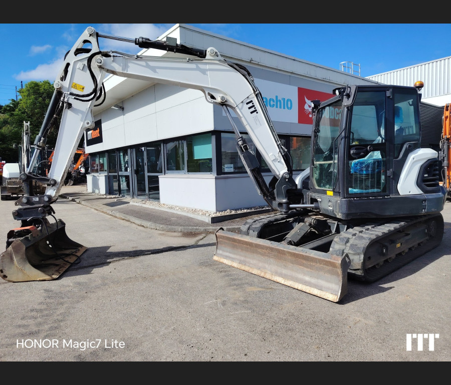 Bobcat E88