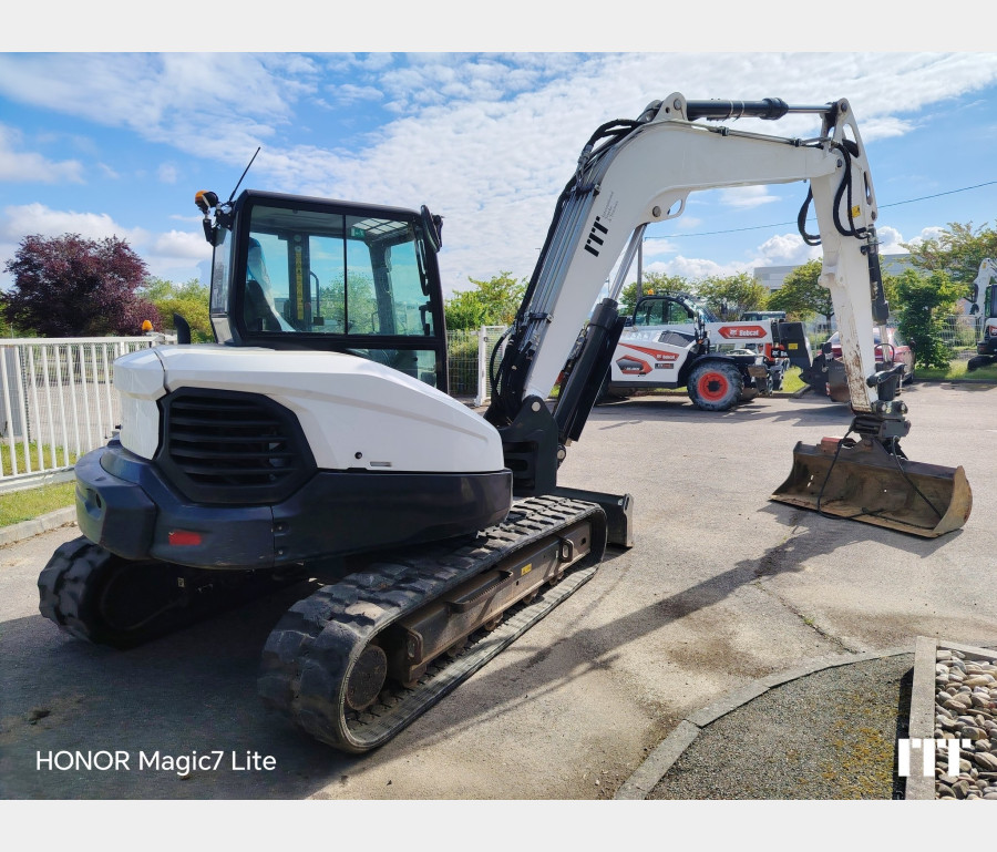 Bobcat E88
