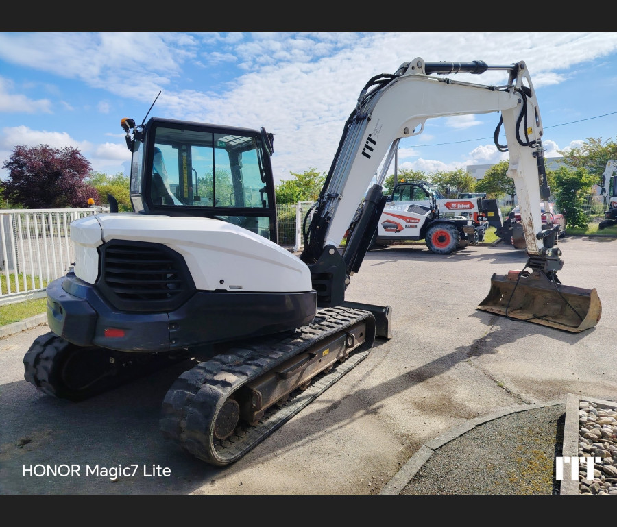 Bobcat E88
