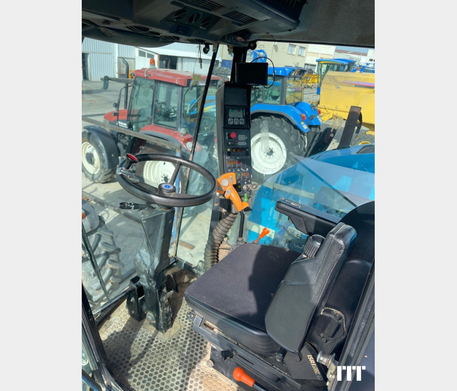 New Holland SB60