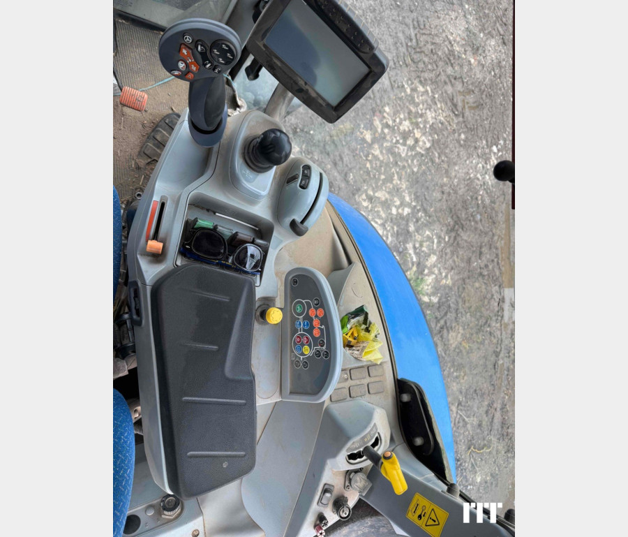 New Holland T7.200