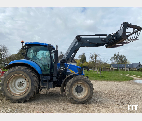 New Holland T6080