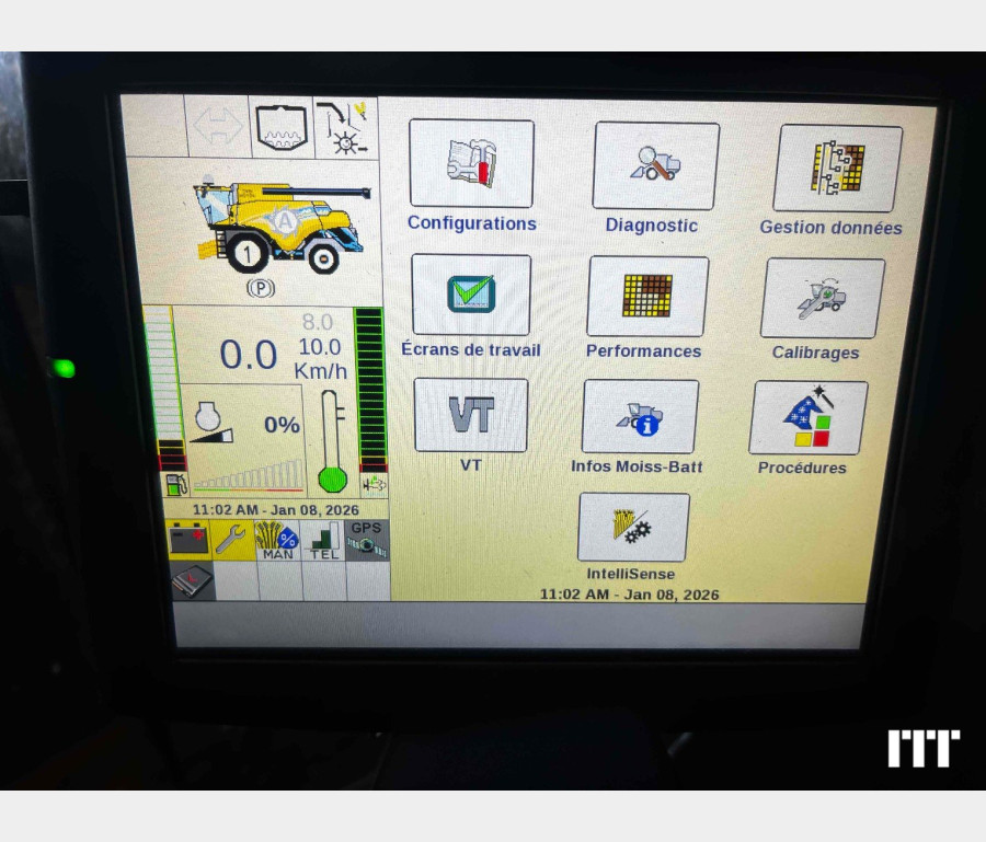 New Holland CR 8.80