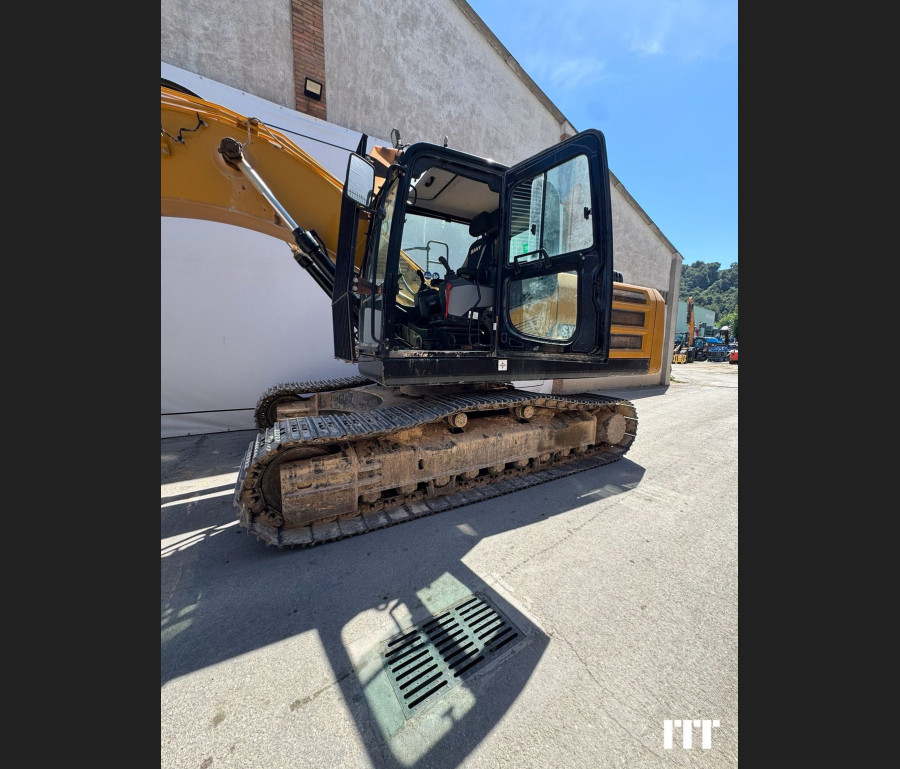 Sany SY215C LC