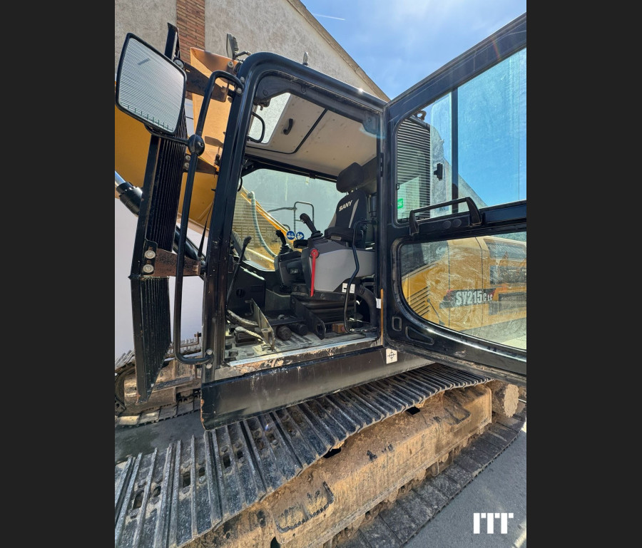 Sany SY215C LC