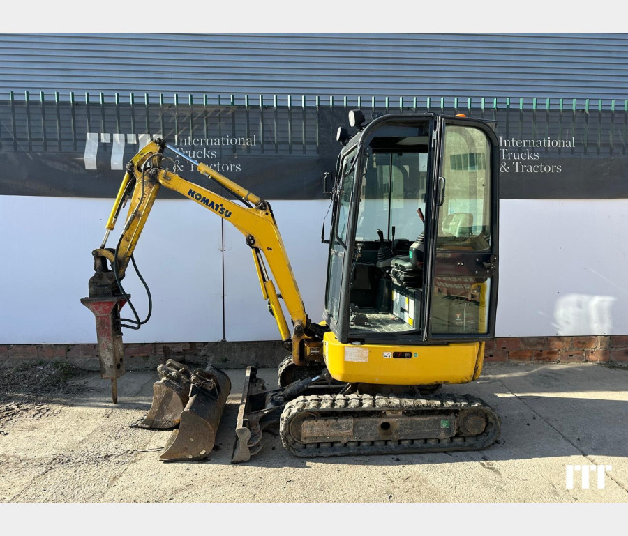 Komatsu PC16R