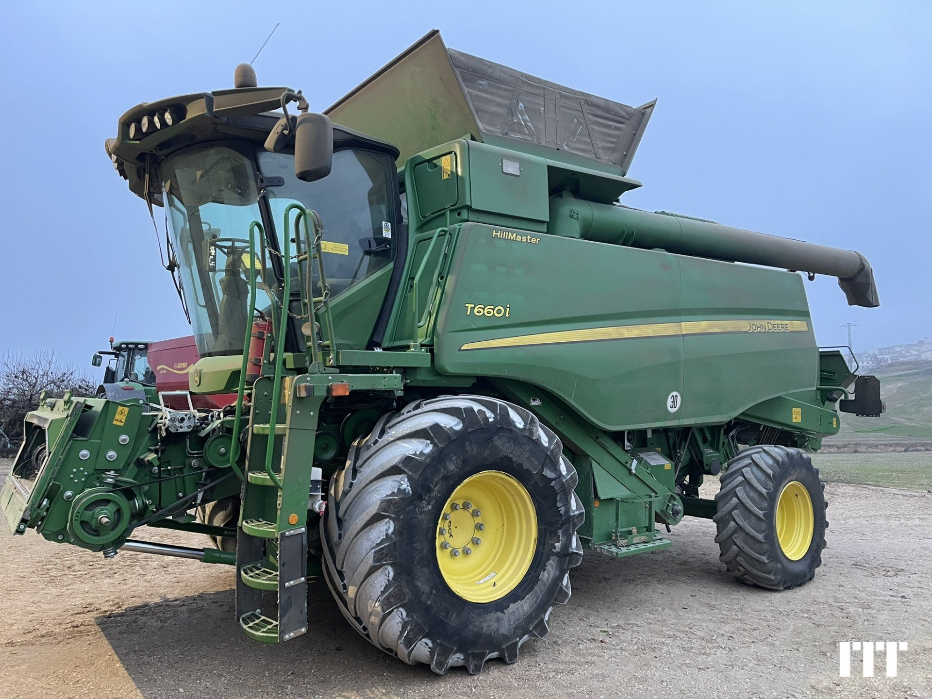 John Deere T660