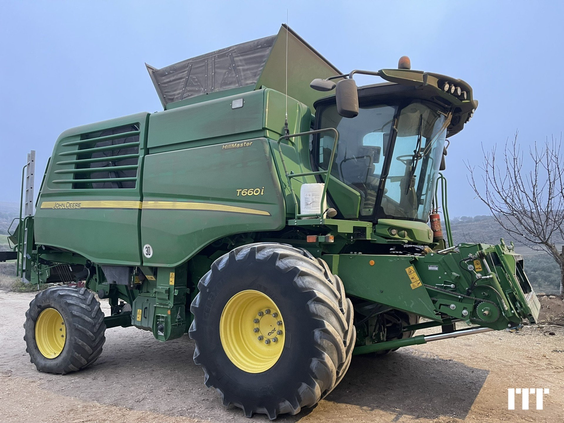 John Deere T660