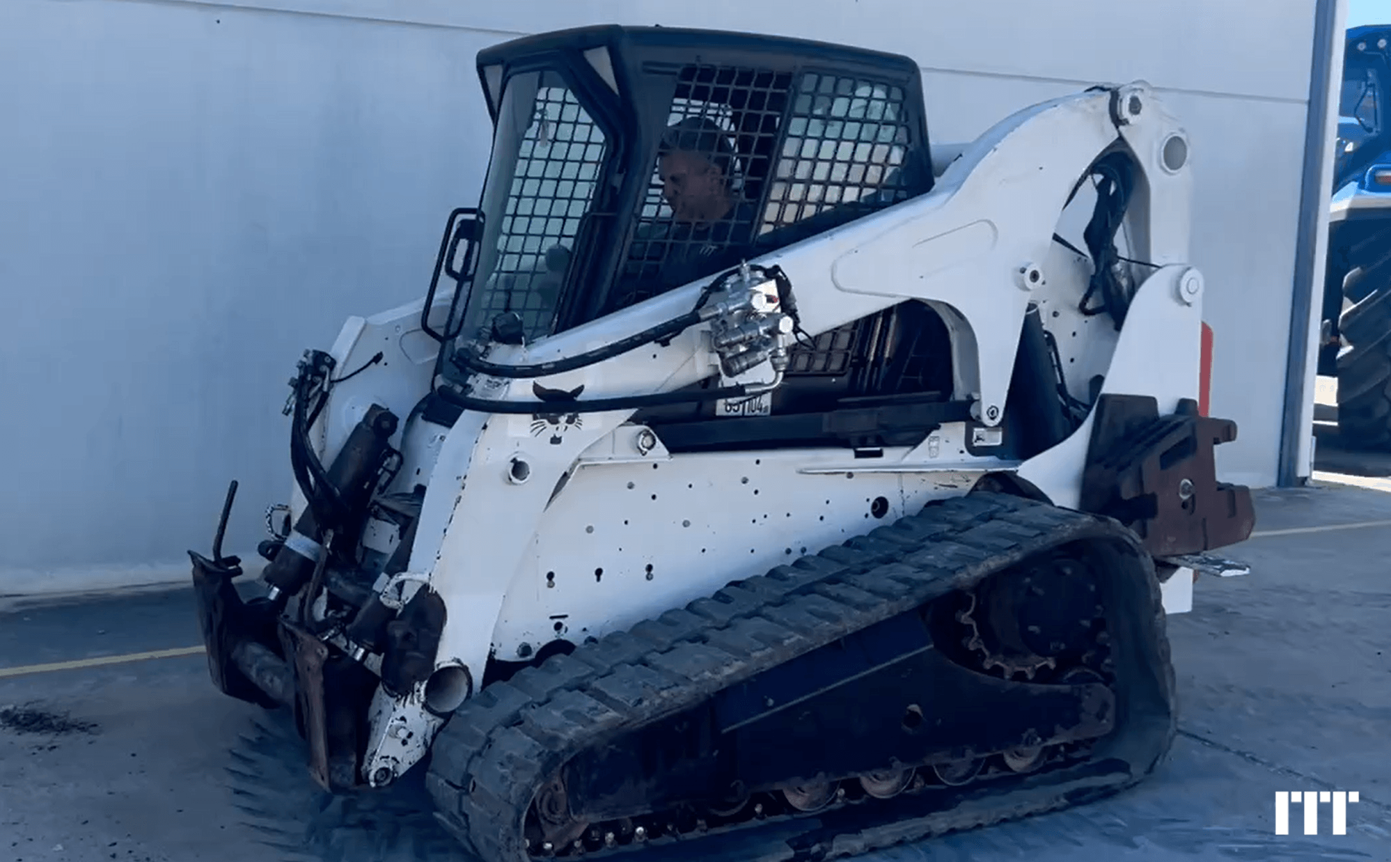 Bobcat T300