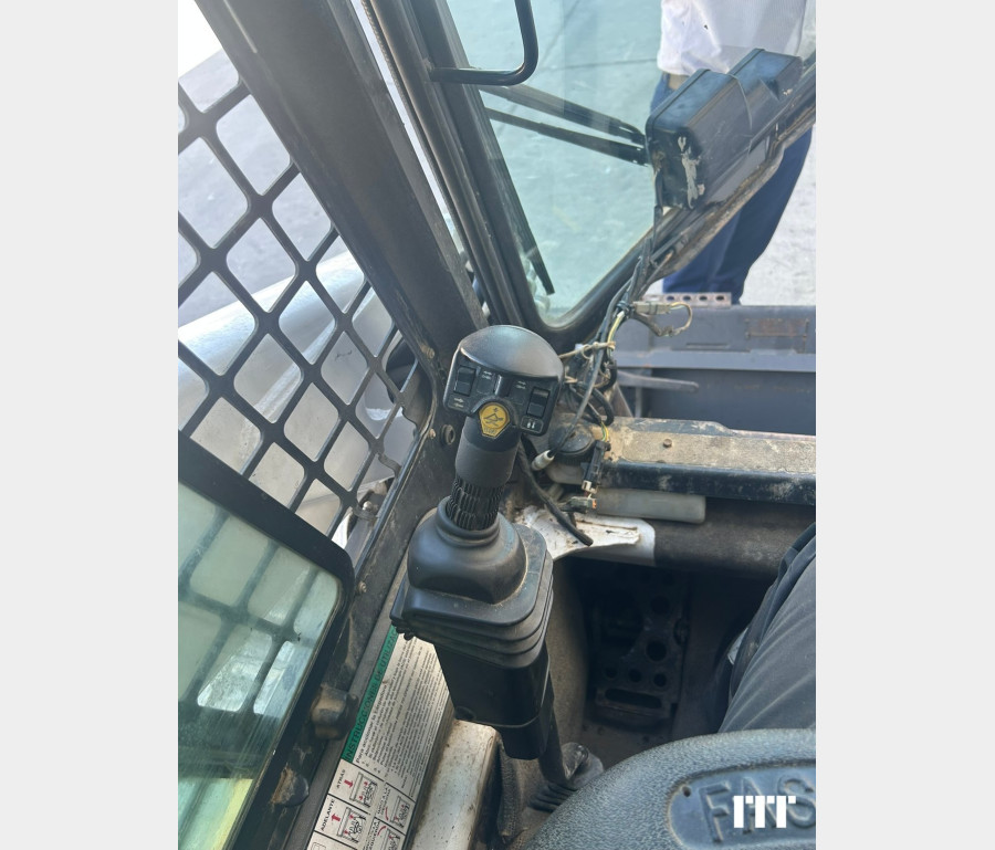 Bobcat T300