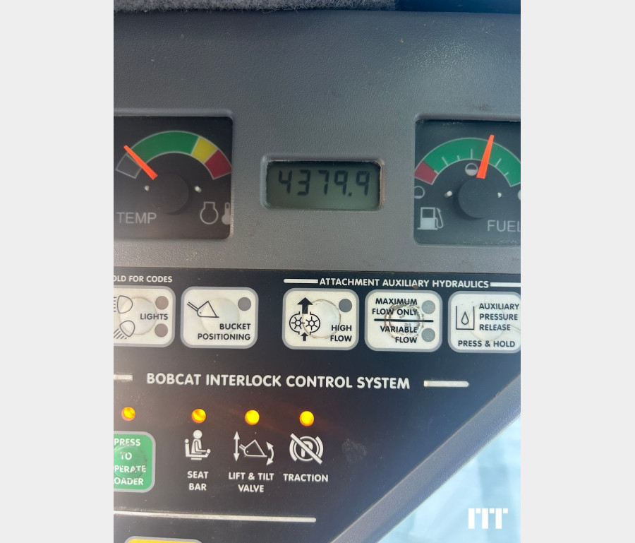 Bobcat T300