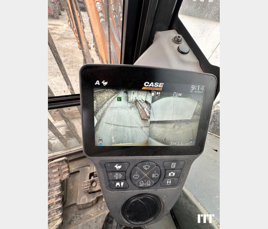 Case CX 90D