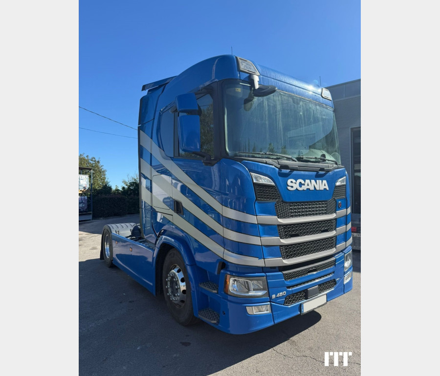 Scania S450