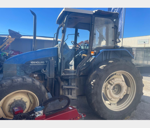 New Holland TS90