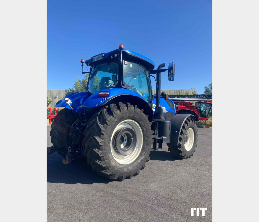 New Holland T7.210