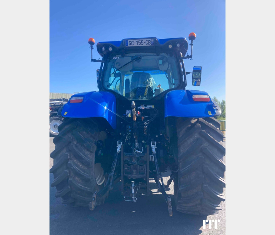 New Holland T7.210