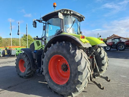 Claas Axion 820 CIS