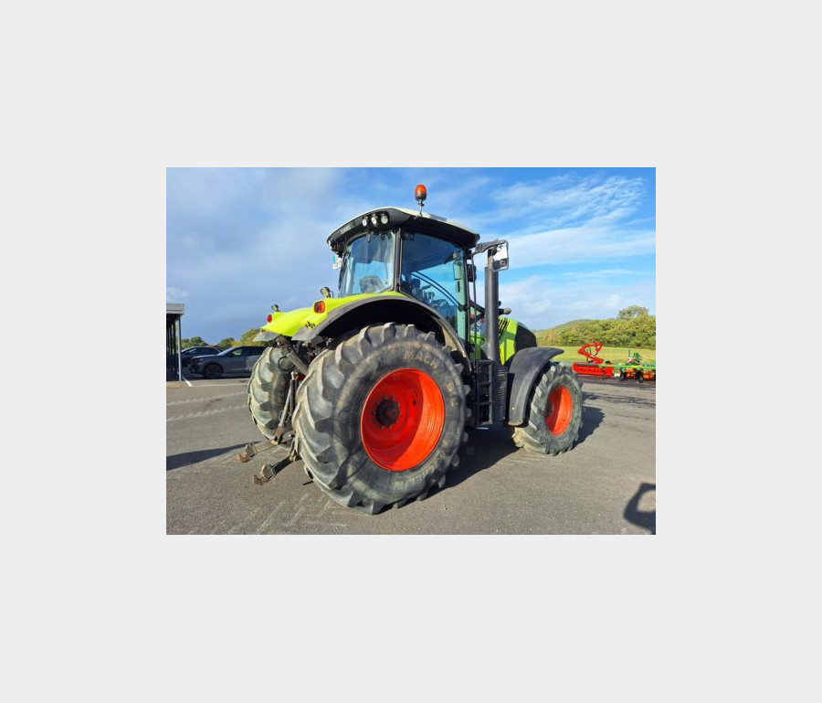 Claas Axion 820 CIS