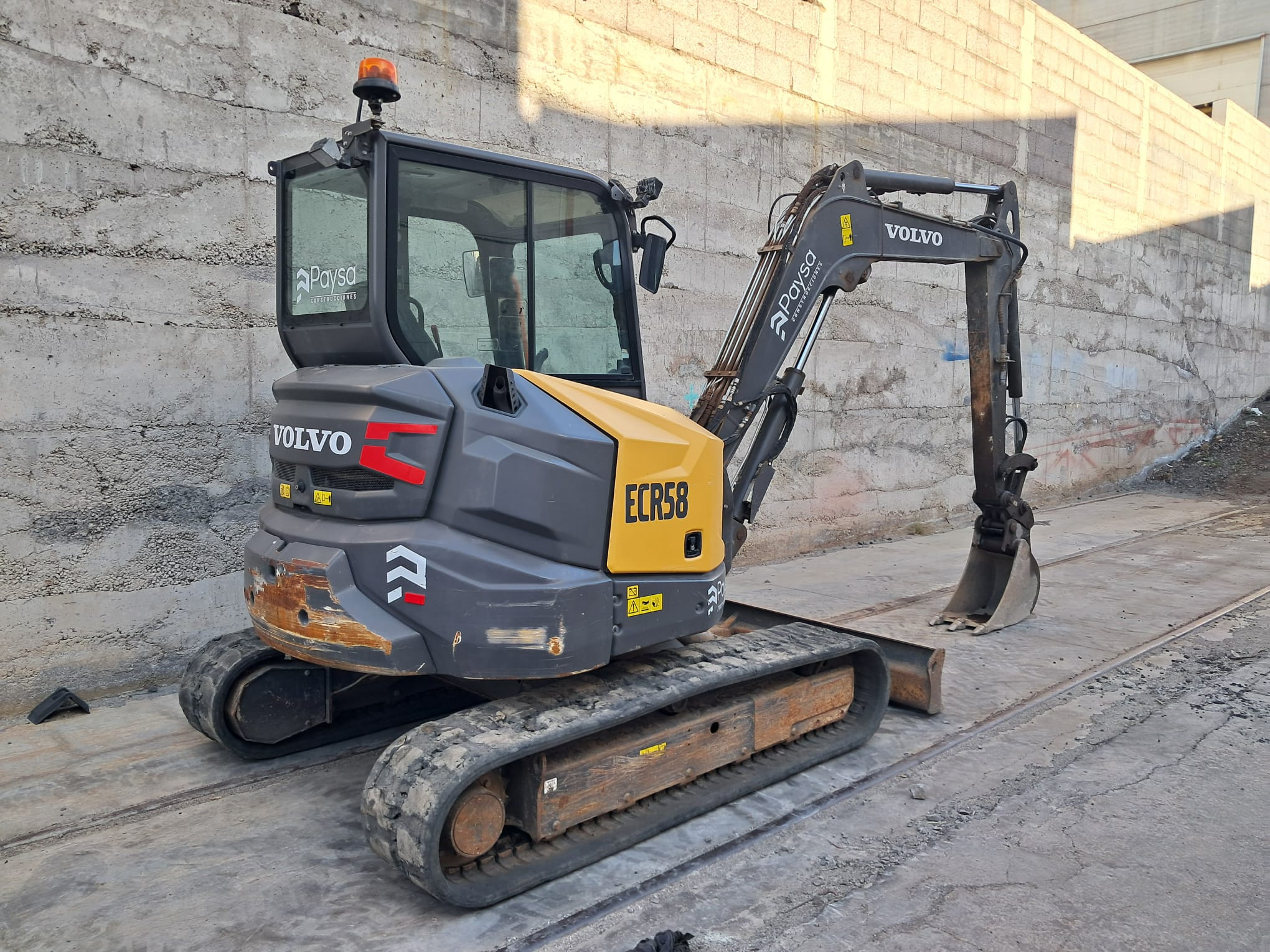 Volvo ECR58