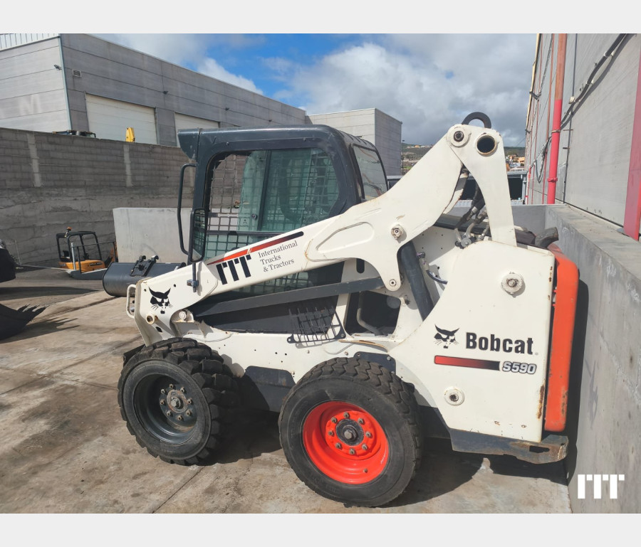 Bobcat S590