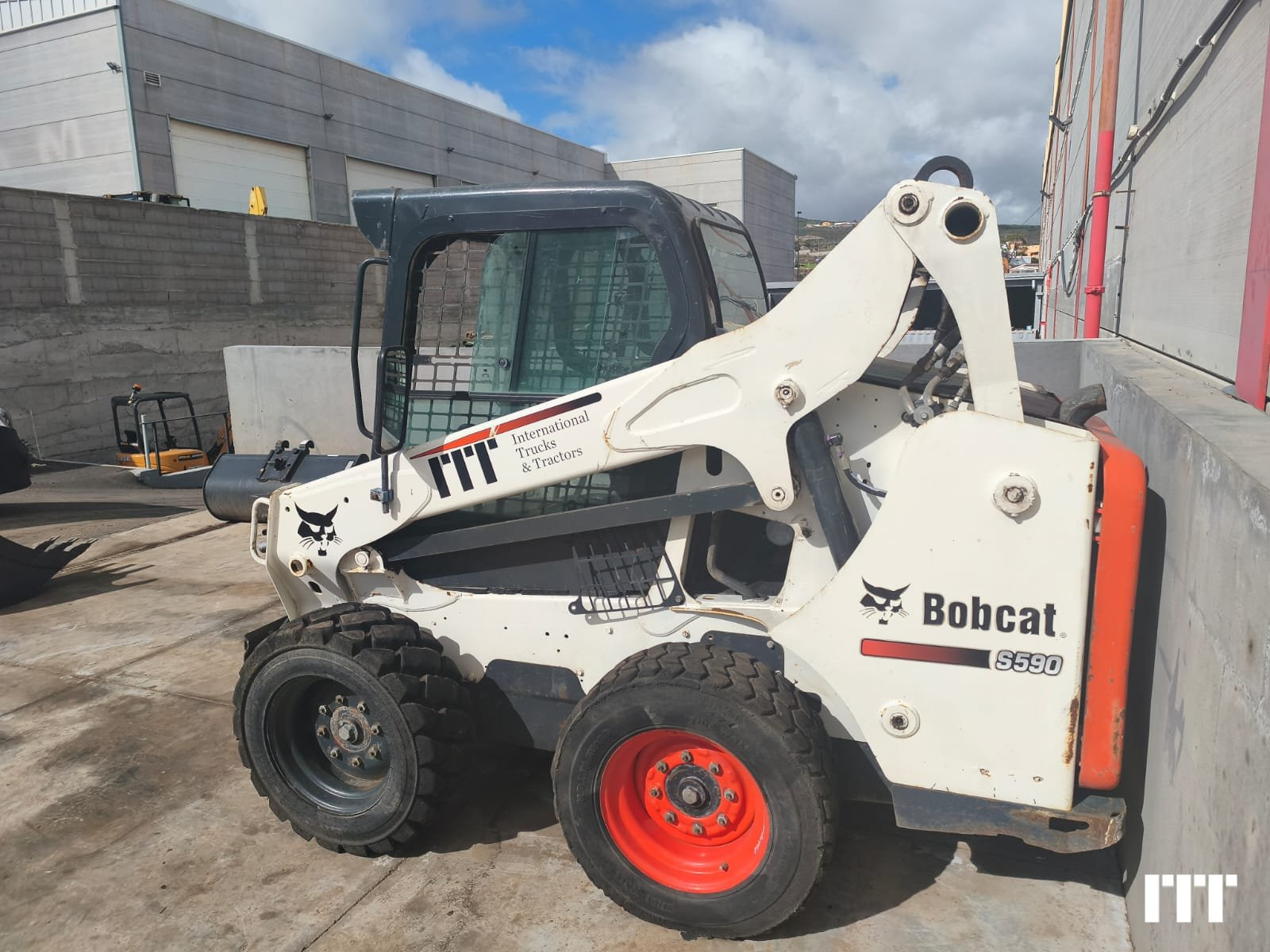 Bobcat S590