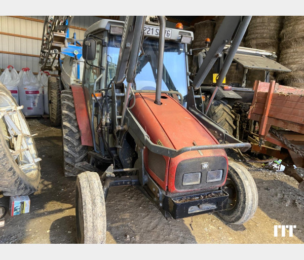 Massey Ferguson 4220